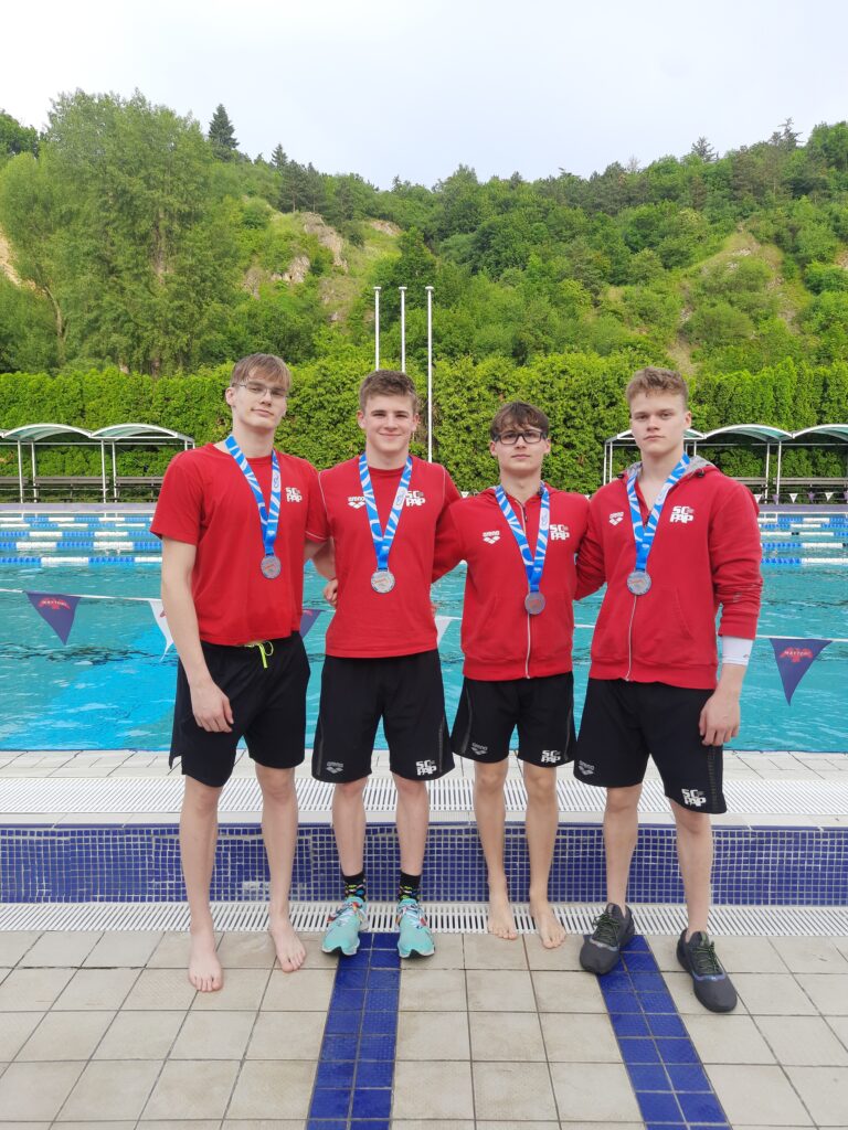4x100 VZ Mikula-Moskaliev-Ryšávka-Novotný